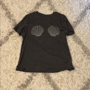Mermaid shell women’s tee
